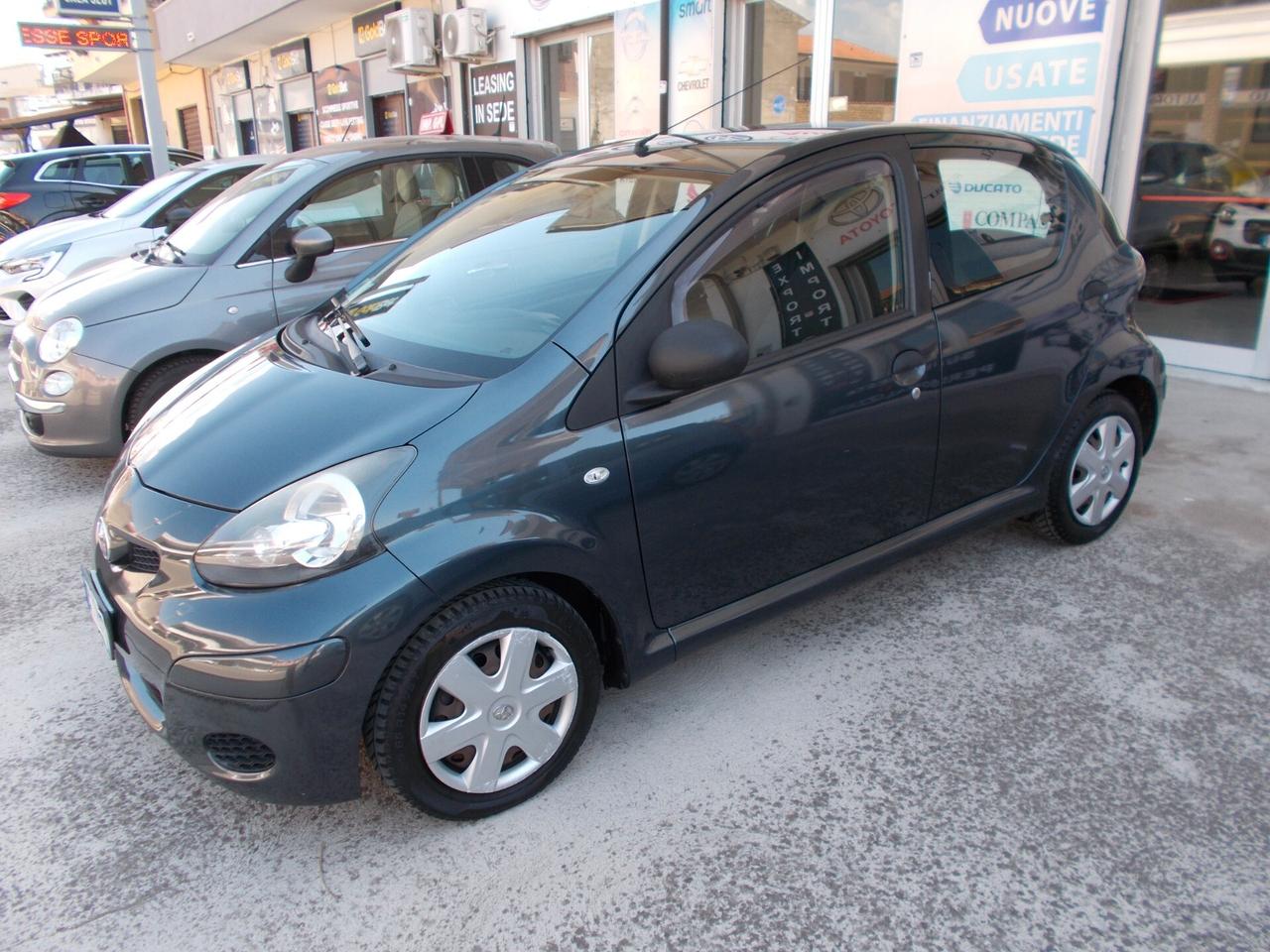 Toyota Aygo 1.0 12V VVT-i 5 porte Lounge