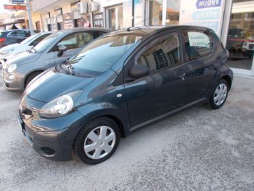 Toyota Aygo 1.0 12V VVT-i 5 porte Lounge