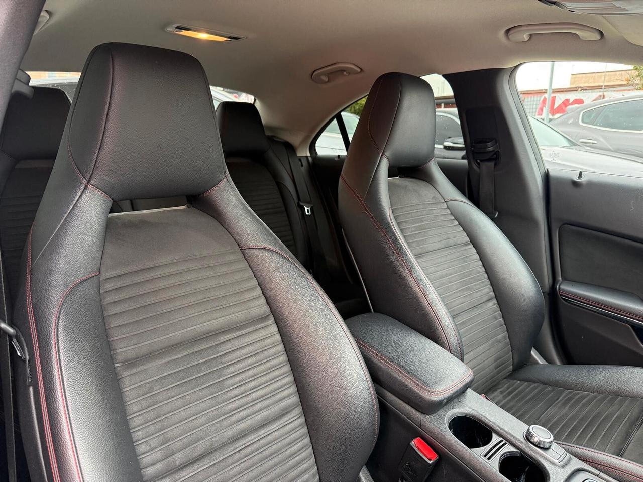 Mercedes-benz CLA 220 d 4Matic Automatic Premium