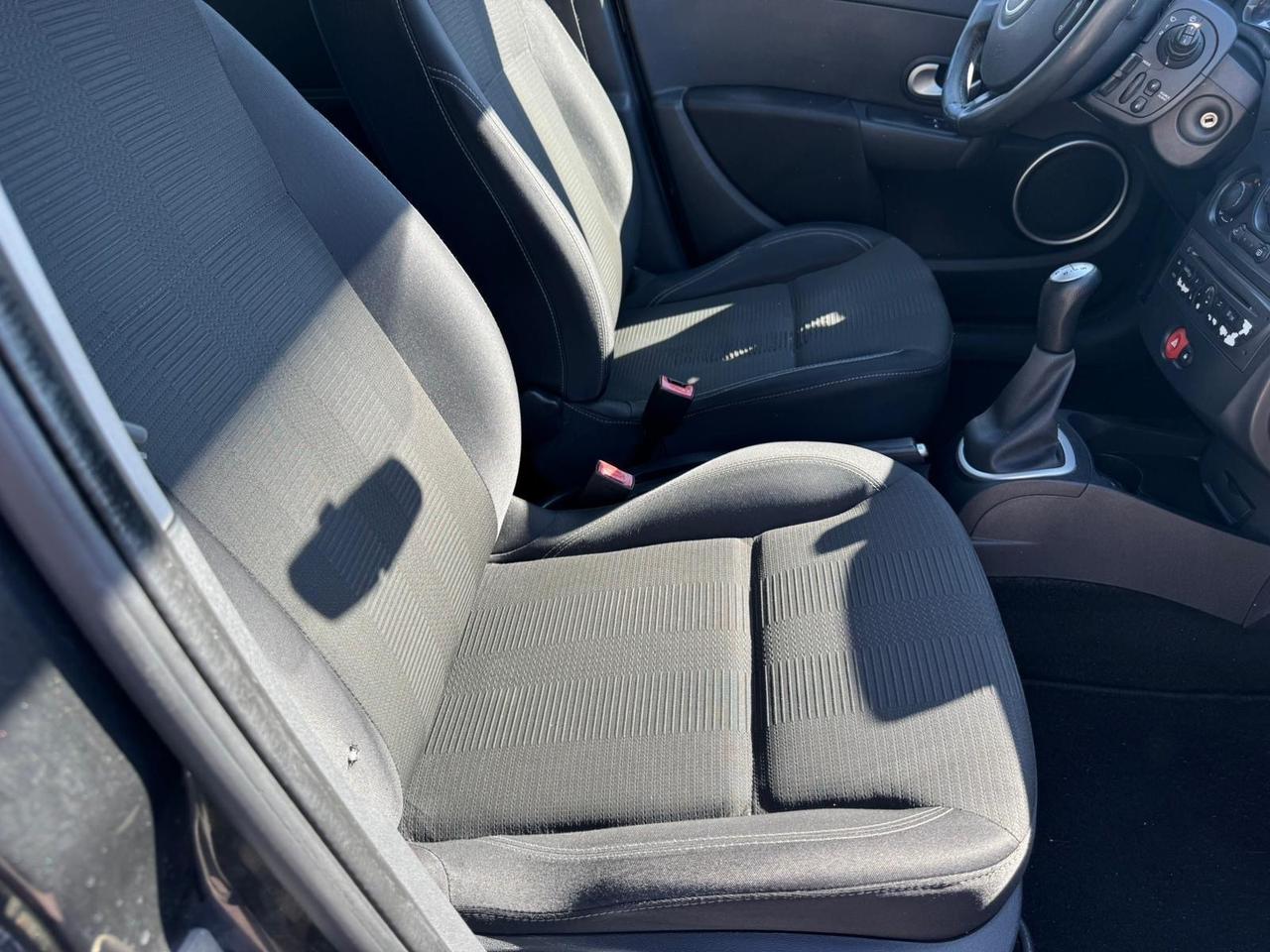 Renault Clio 1.2 Benzina 16V 5 porte Luxe