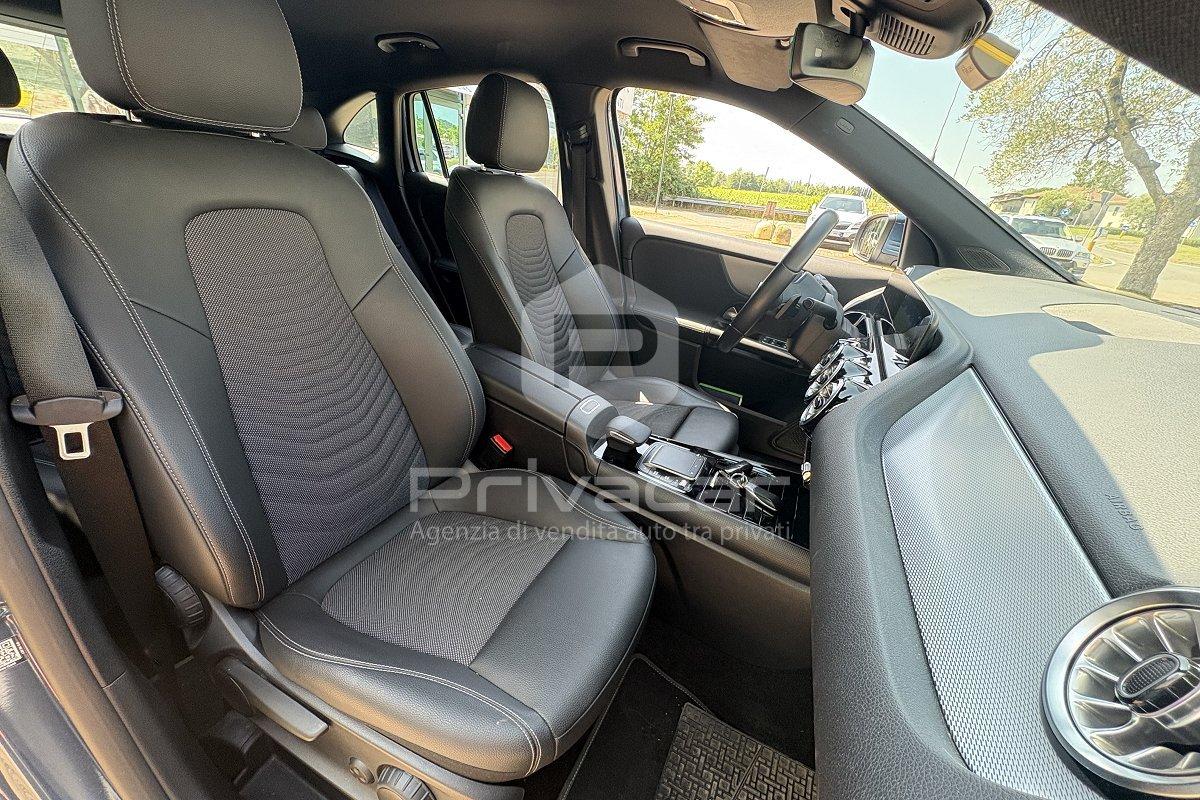 MERCEDES GLA 200 Automatic Business