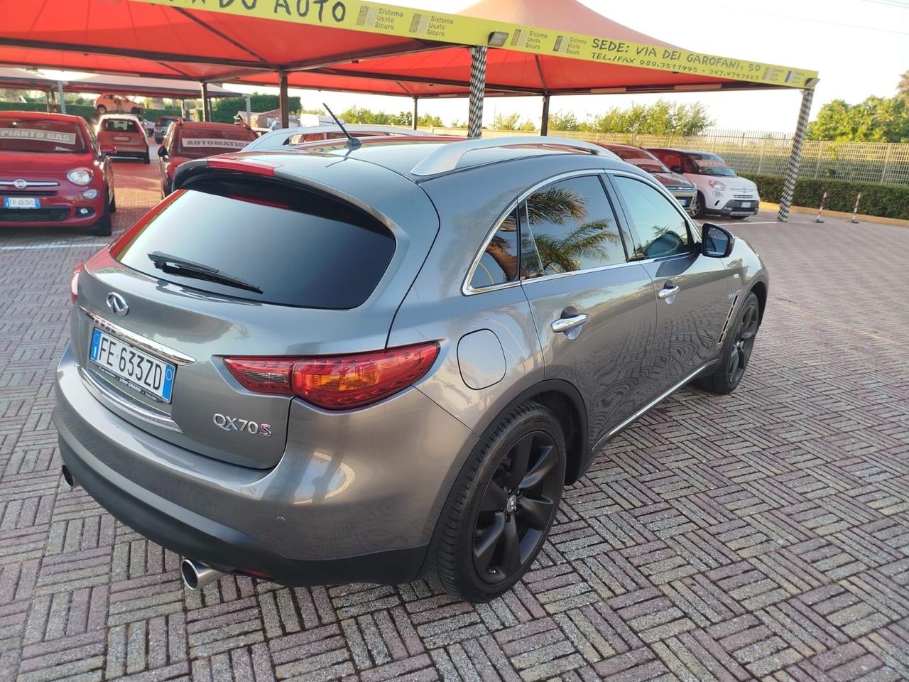 Infiniti QX70 3.0 diesel V6 AT S Premium
