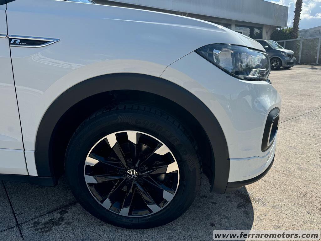 Volkswagen T-Cross r-line solo 33000km