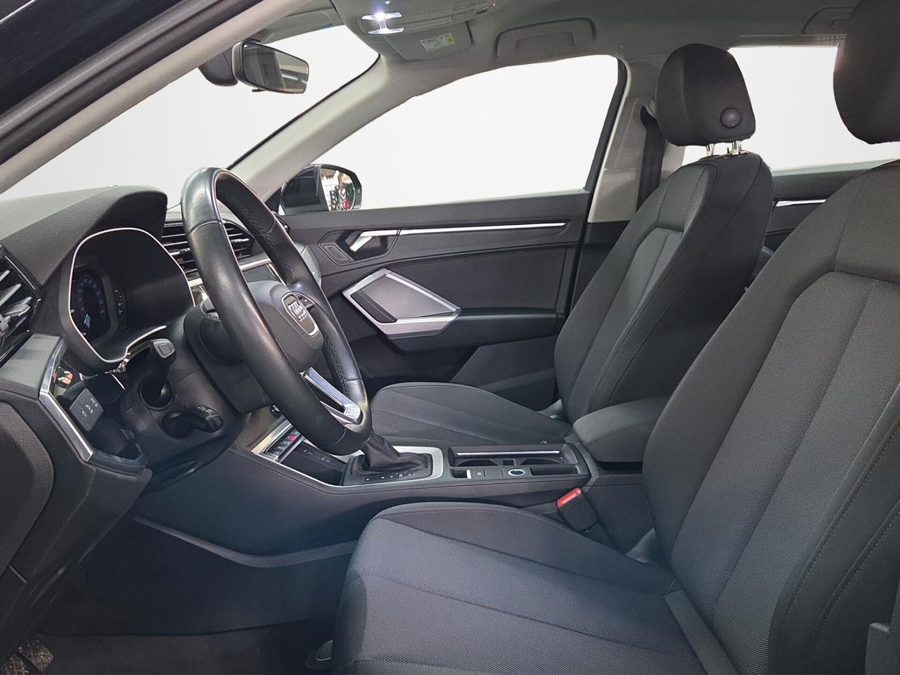 Audi Q3 SPORTBACK 35 TDI S tronic QUATTRO Business Plus