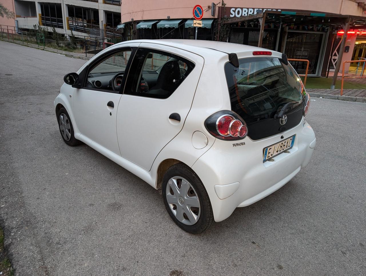 Toyota Aygo 1.0 12V VVT-i 5 porte Now Connect