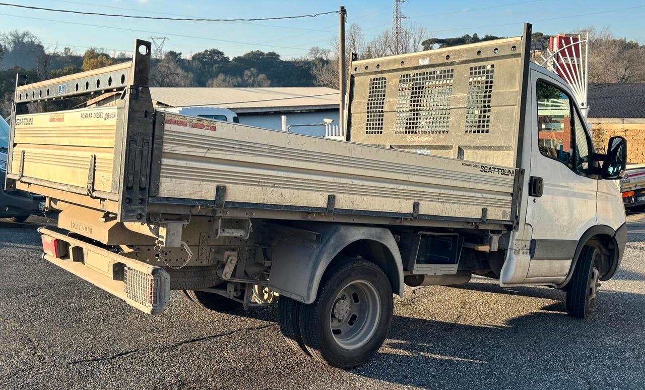Iveco Daily 35C13 ribaltabile trilat.