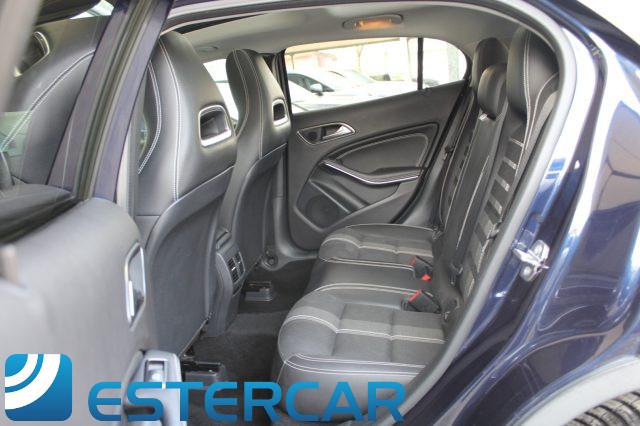 MERCEDES-BENZ GLA 180 d Sport