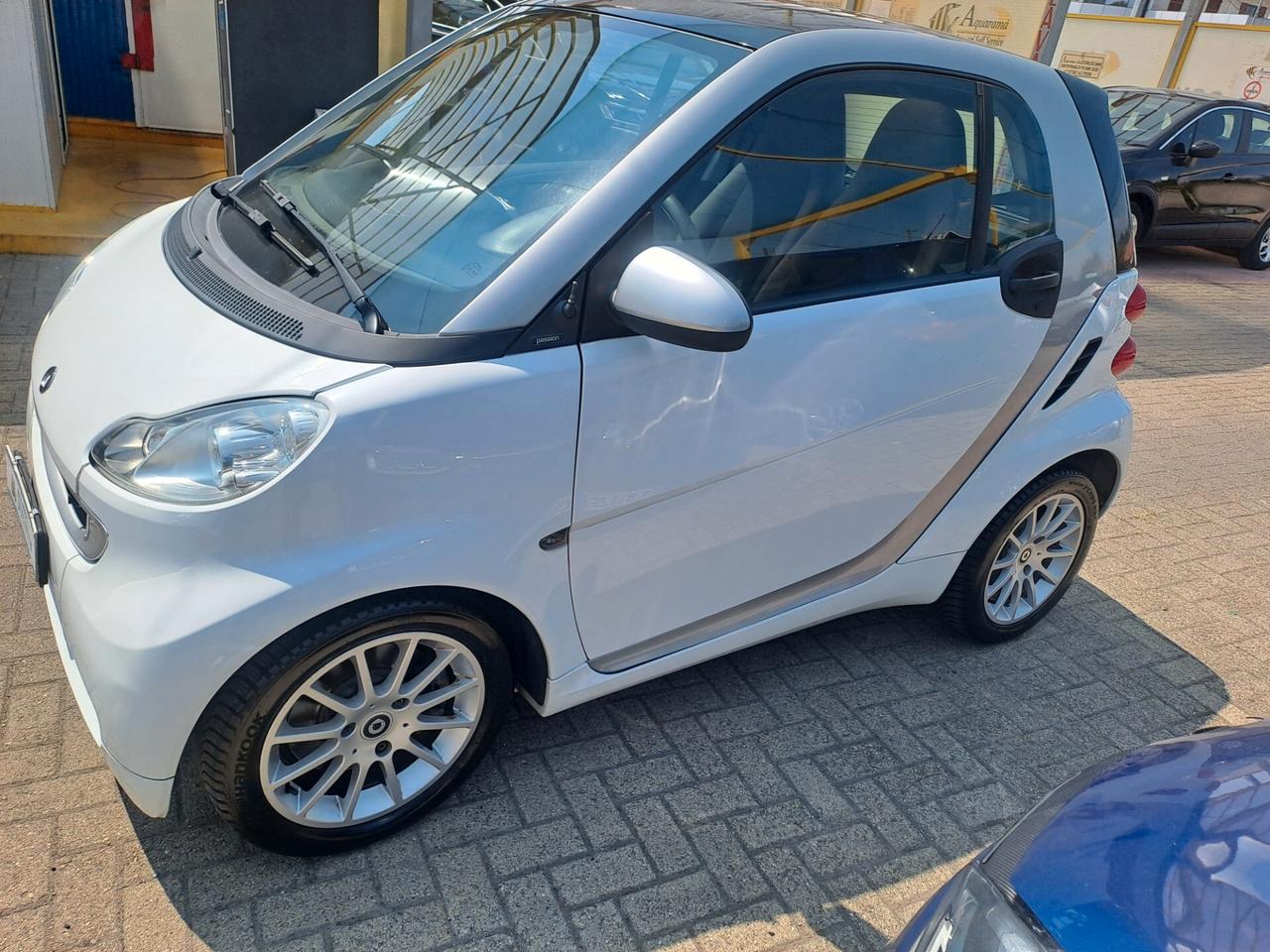 Smart ForTwo 1000 62 kW coupé passion
