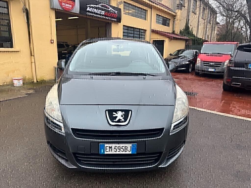Peugeot 5008 1.6 HDi 112CV X COMMERCIANTI