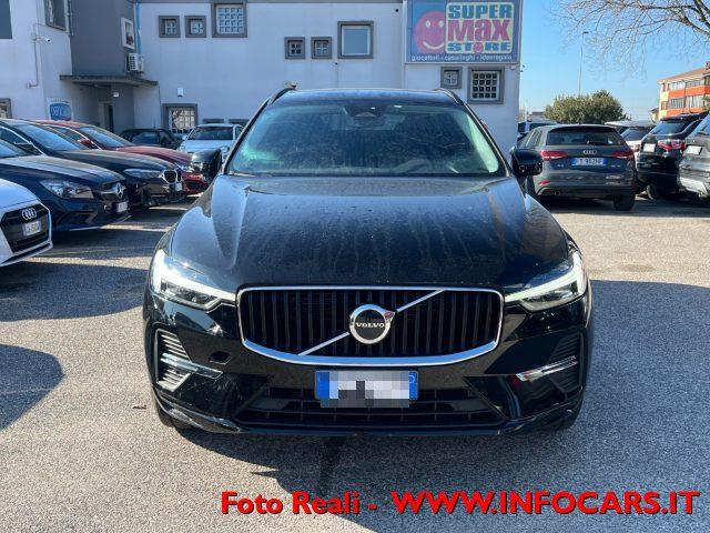 VOLVO XC60 B4 (d) MHEV Geartronic Momentum Pro Iva Esposta