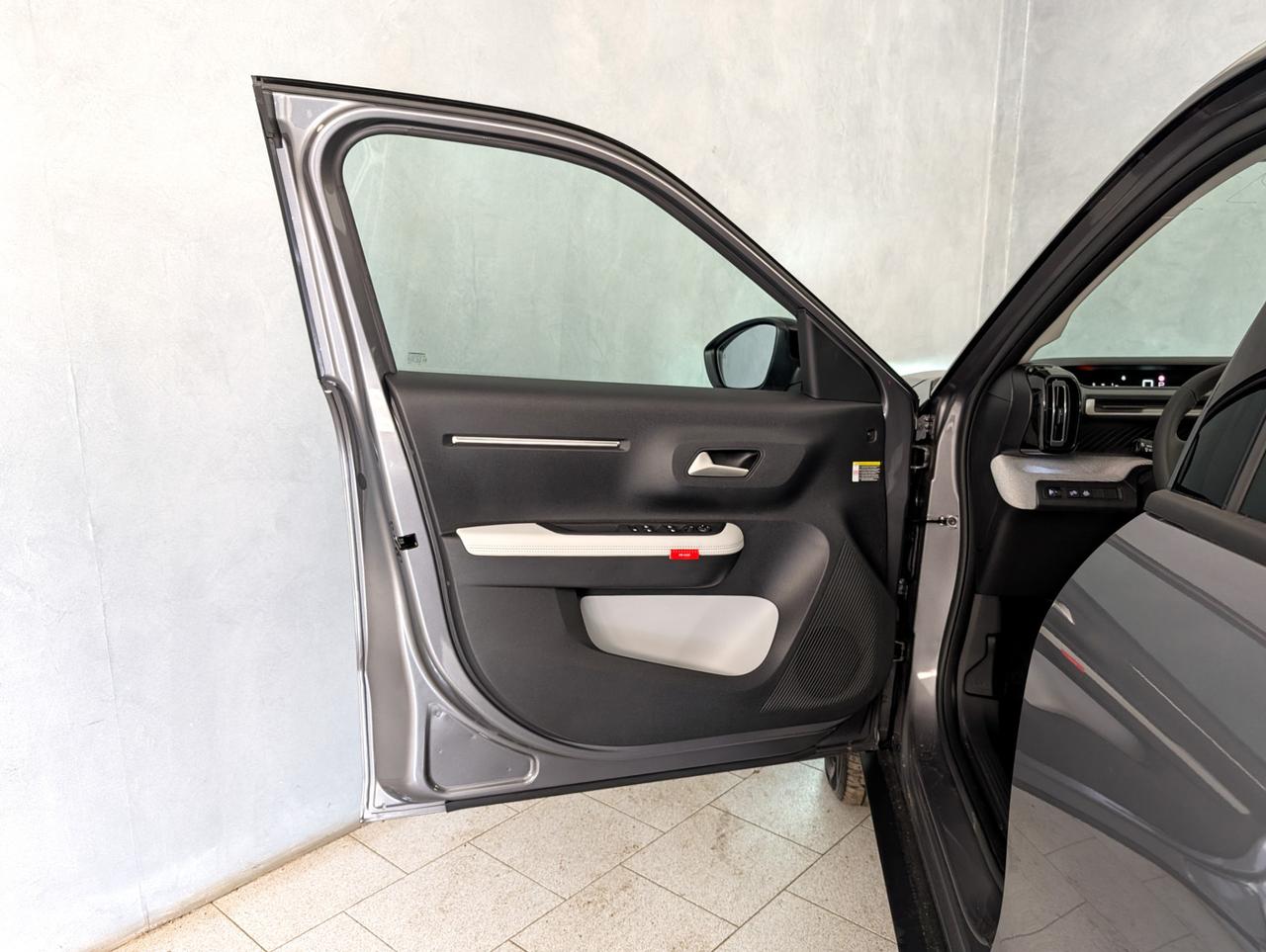 Citroen 1.2 Hybrid 145cv edcs6 Max