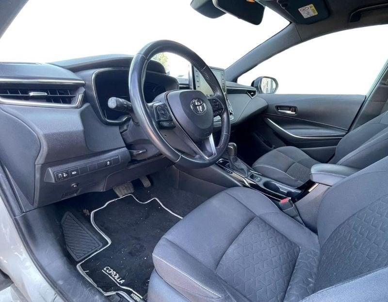 Toyota Corolla 1.8 Hybrid Style
