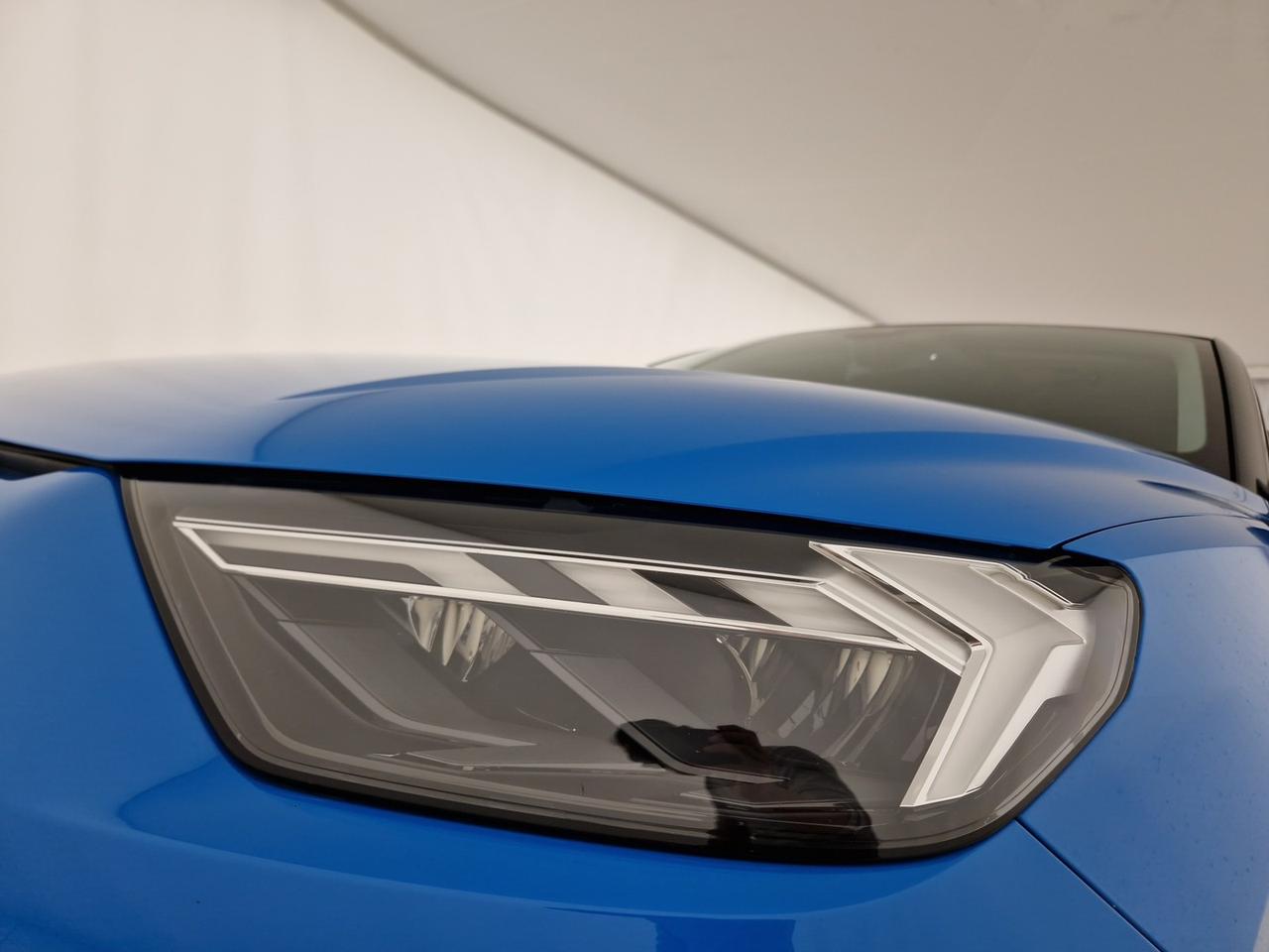 Audi A1 sportback 35 1.5 tfsi identity black s-tronic