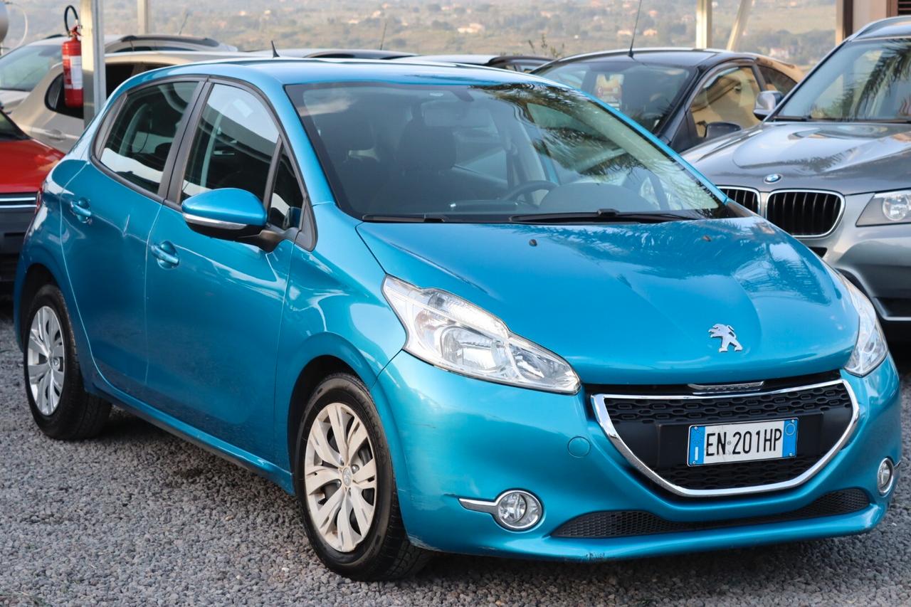 Peugeot 208 1.6 e-HDi 92 CV Stop&Start 5 porte Allure