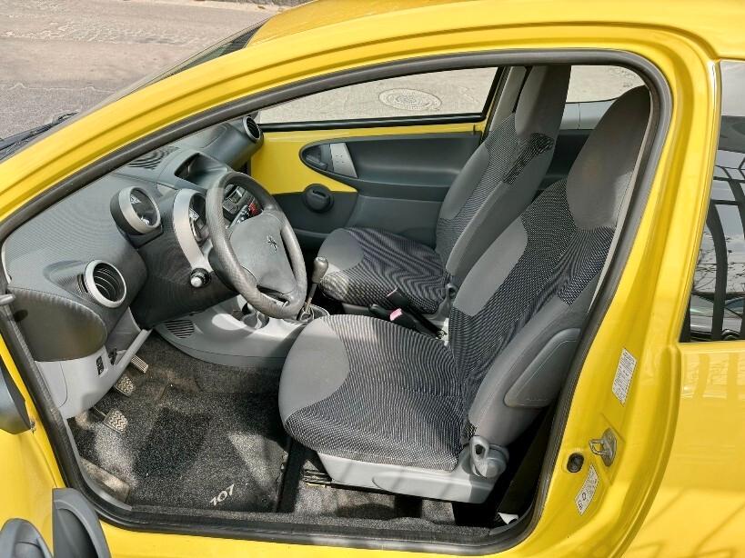 Peugeot 107 1.0 BENZINA 68CV