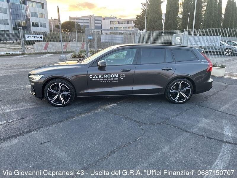 Volvo V60 B4 (d) automatico Plus Dark