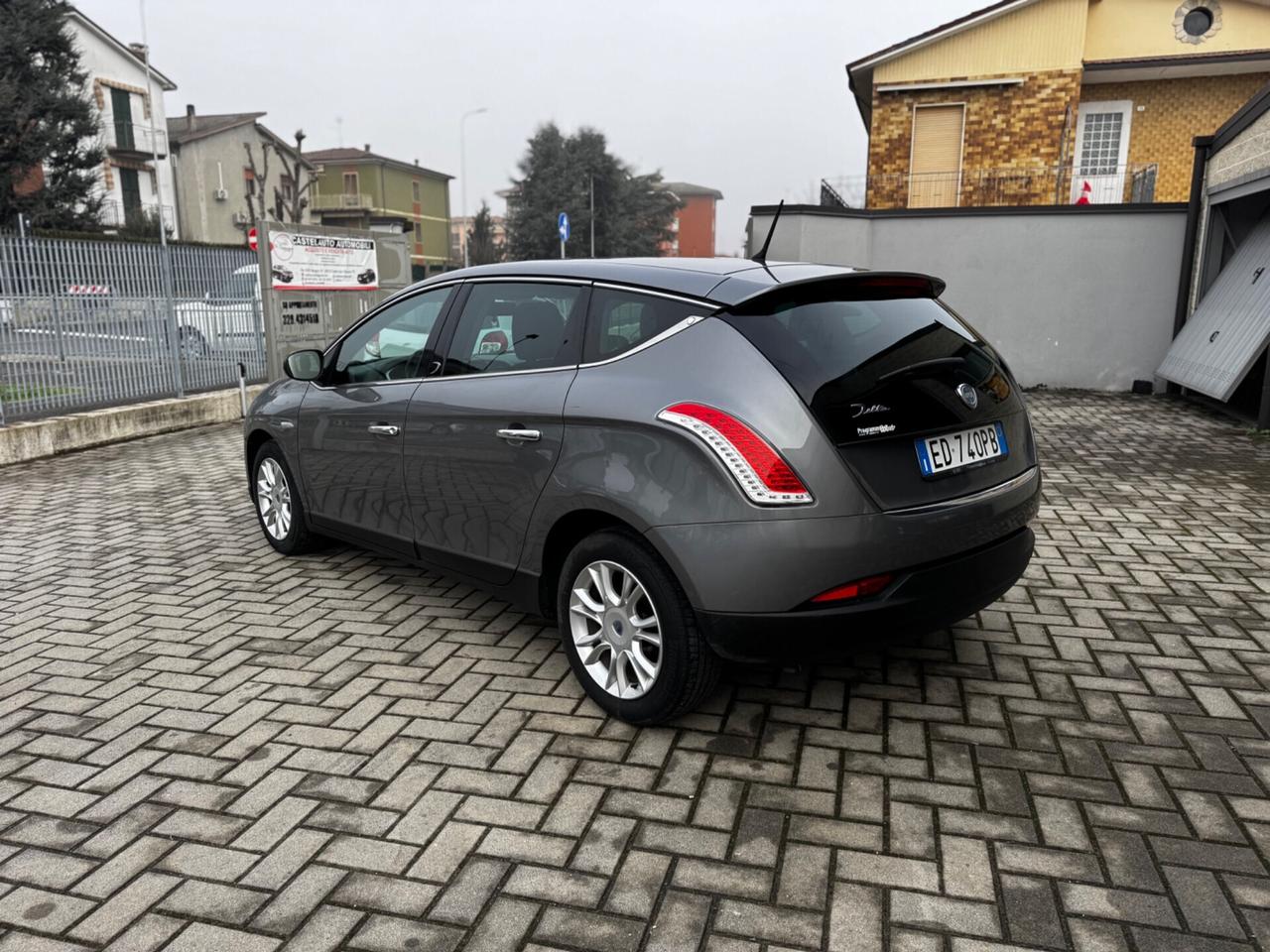 Lancia Delta 1.6 MJT DPF Platino