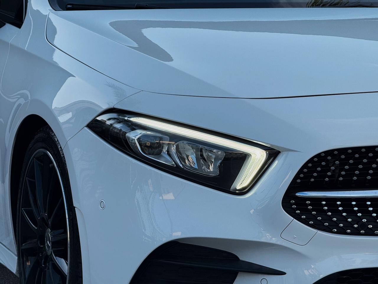 Mercedes-Benz A 180 d Premium AMG TETTO PACK LUCI