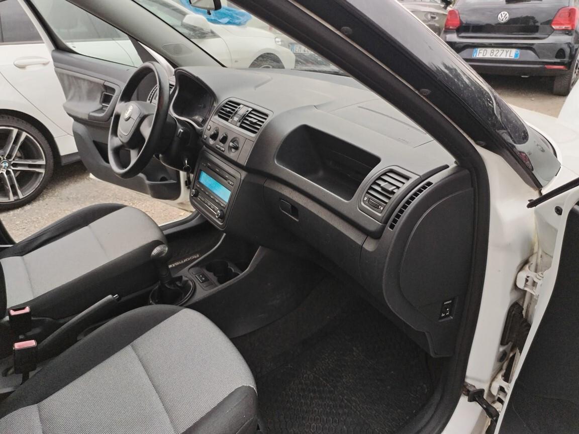 Skoda Roomster 1.2 70CV 2011 KM 162000