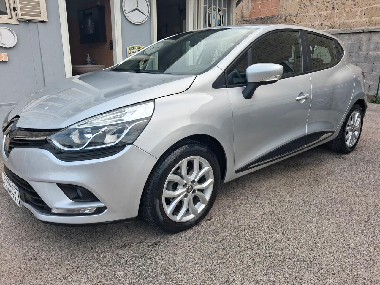 Renault Clio TCe 12V 90 CV GPL CASA MADRE NAVIGATORE GARANZIA 12 MESI CON CERTIFICATO DI CONFORMITA