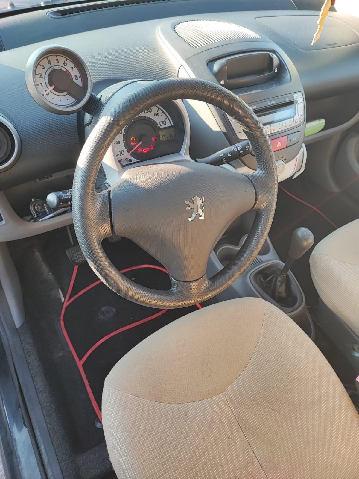 Peugeot 107 1.0 68CV 5p. Sweet Years