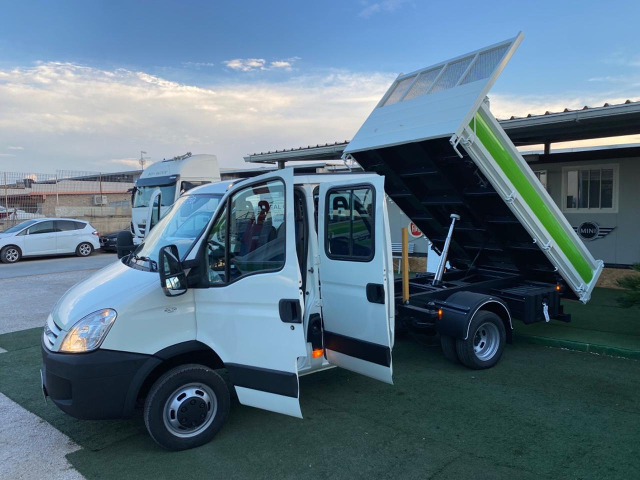 Iveco Daily 35C12 Posti 7 Ribaltabile Trilaterale