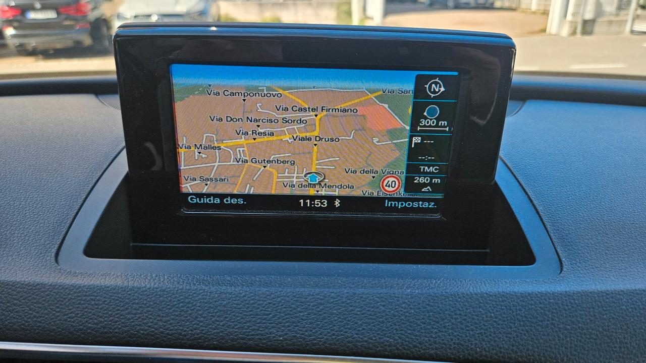 Audi Q3 2.0 tdi Sport quattro 150cv TETTO-NAVY-LED