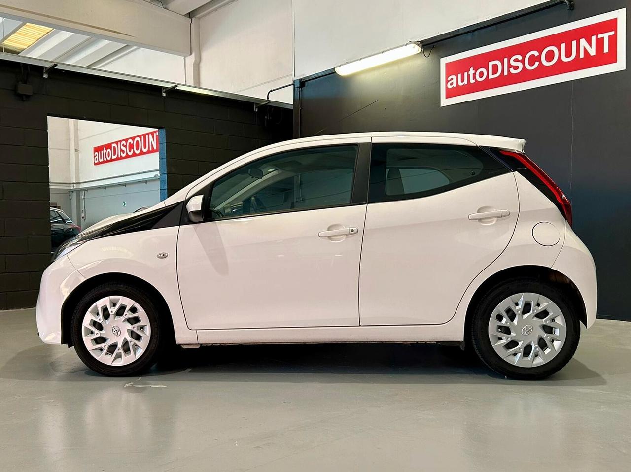 Toyota Aygo 1.0 VVT-i 72 CV 5 porte x-cool *PREZZO PROMO*