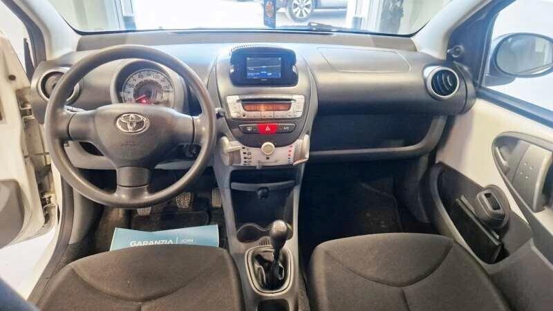 Toyota Aygo 1.0 12V VVT-i 68 CV Sol Connect