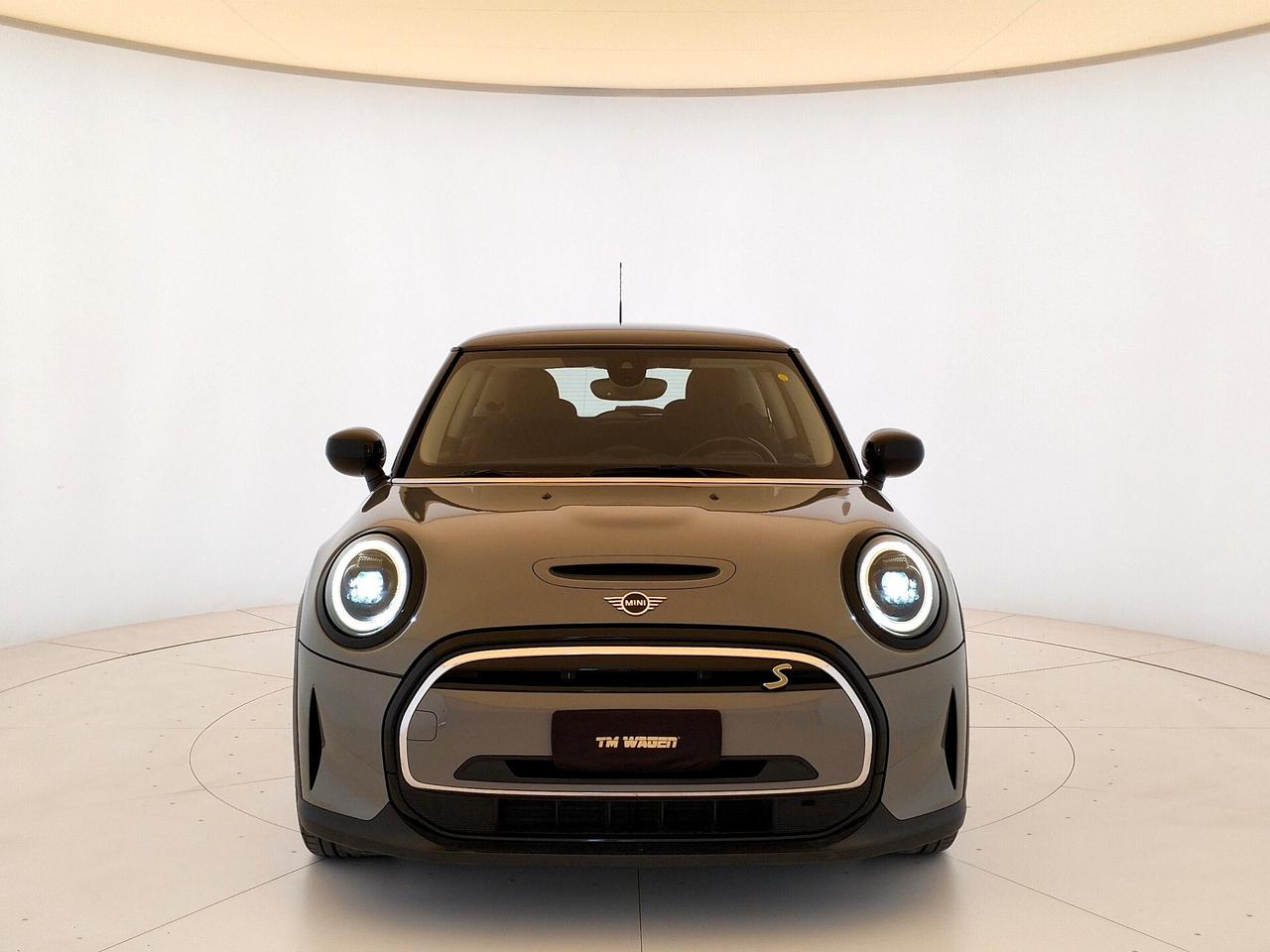 Mini Full Electric Cooper SE Classic - NEOPATENTATI