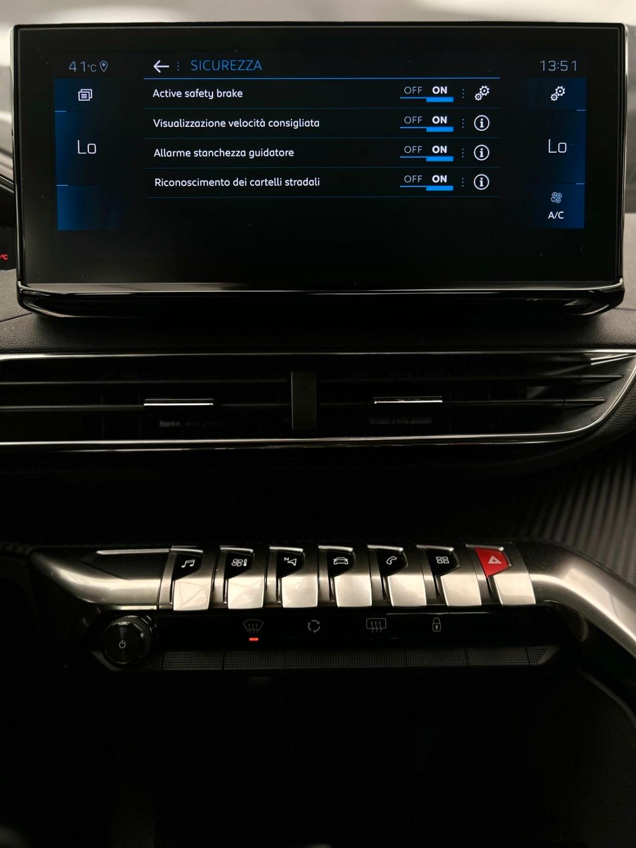 Peugeot 3008 BlueHDi 1.5 diesel 130 S&S EAT8 Active Business
