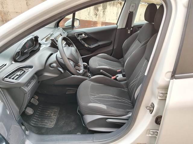 Peugeot 208 1.4 HDi 68 CV 5P Allure NEOPATENTATI
