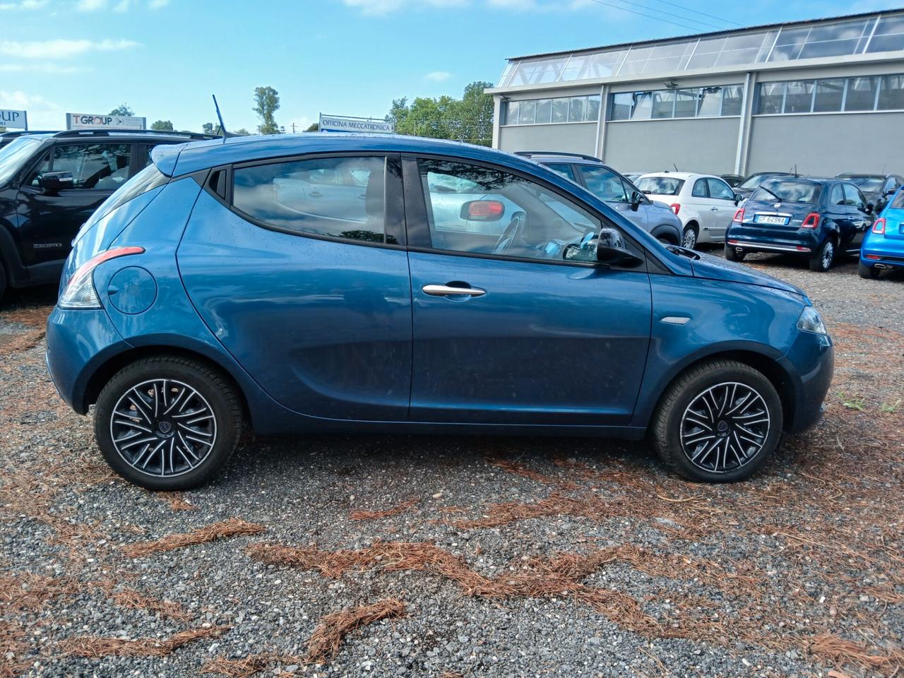 Lancia Ypsilon 1.0 FireFly 5p S&S Hybryd Gold