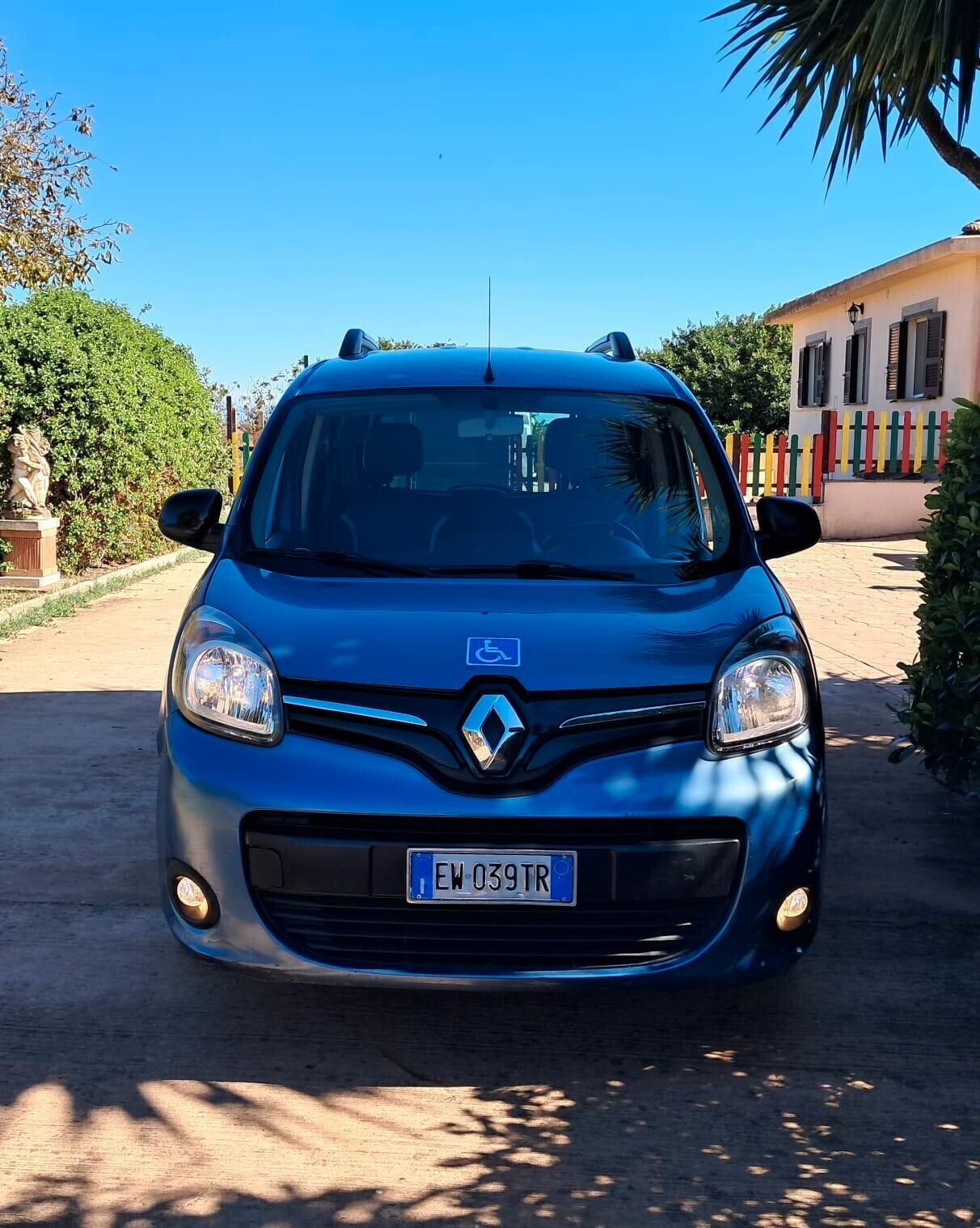 Renault Kangoo TRASPORTO DISABILI PIANALE RIBASSATO