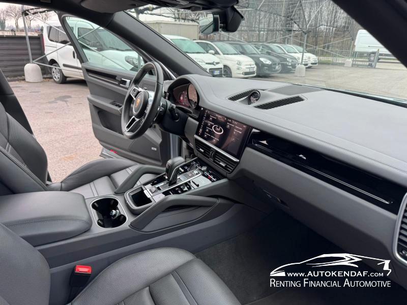 Porsche Cayenne Coupe 3.0 e-hybrid 5p.ti tiptronic SUBENTRO LEASING
