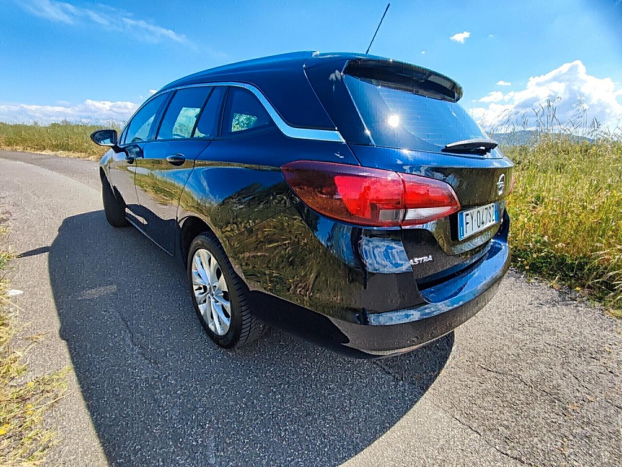 Opel Astra 1.4 Turbo 110CV EcoM Sports Tourer Innovation