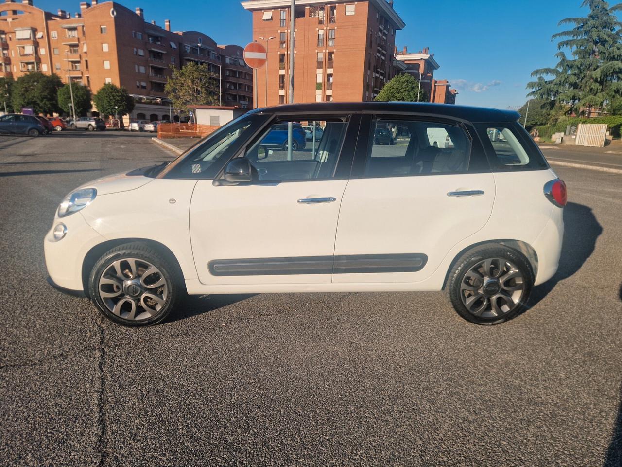 Fiat 500L 1.4 95cv Lounge 109 mila km