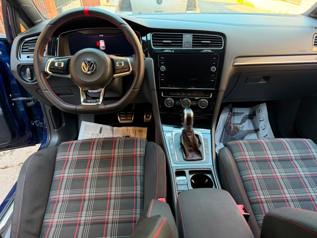 Volkswagen Golf GTI Performance 2.0 245 CV TSI 5p. BMT