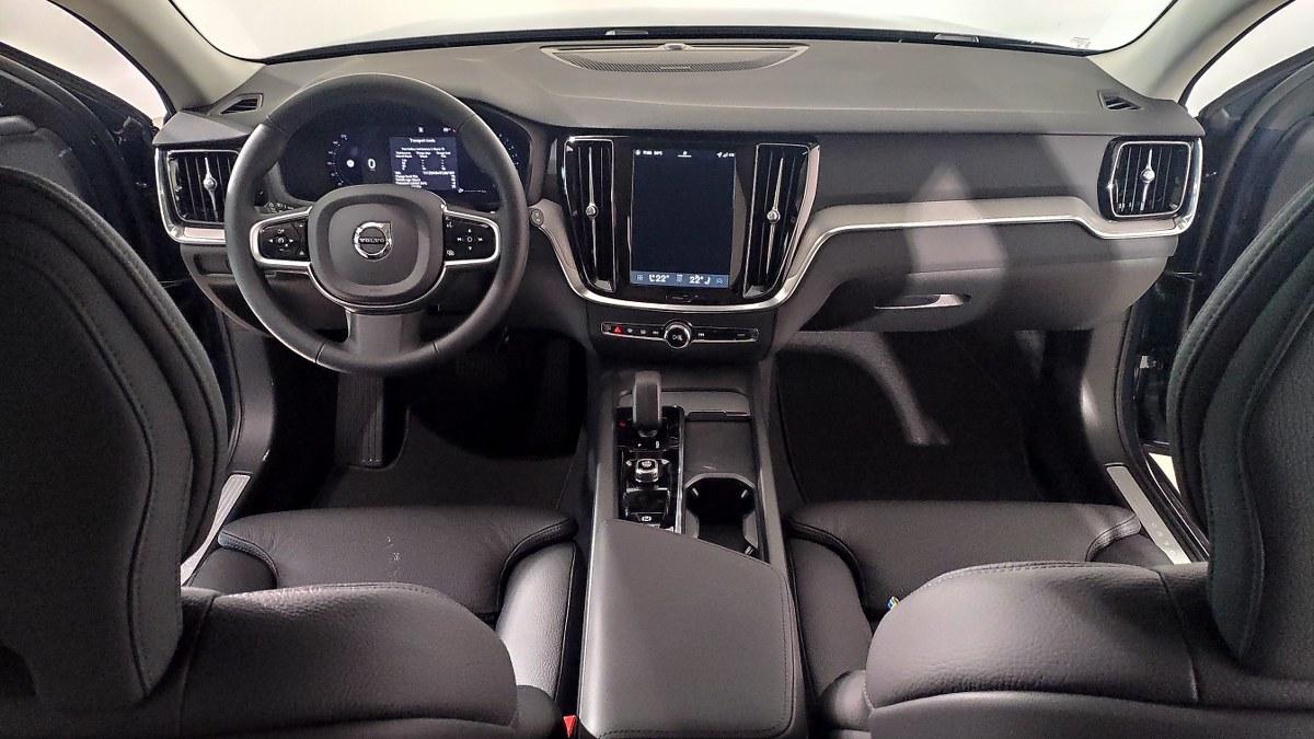 VOLVO V60 B4 Mild Hybrid Automatico Plus Dark