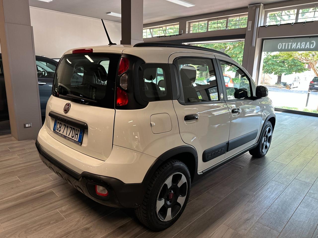 Panda CROSS 1.2 Connected Wind