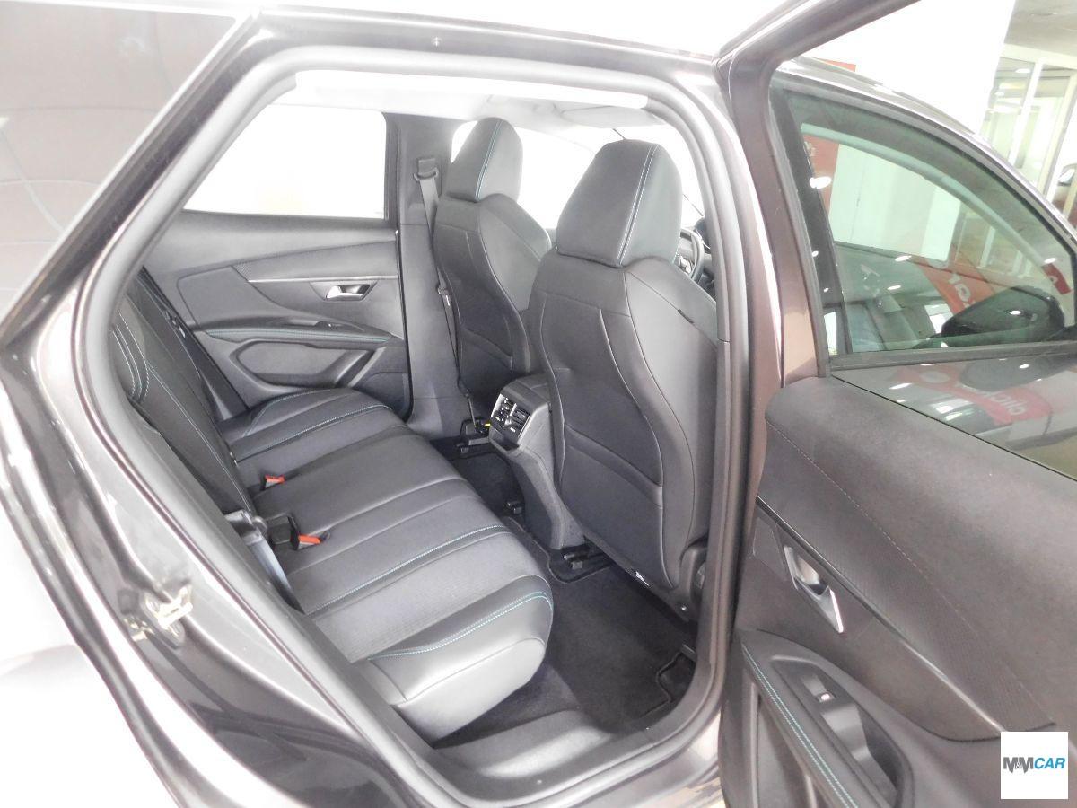 PEUGEOT - 3008 - BlueHDi 130 S&S Allure