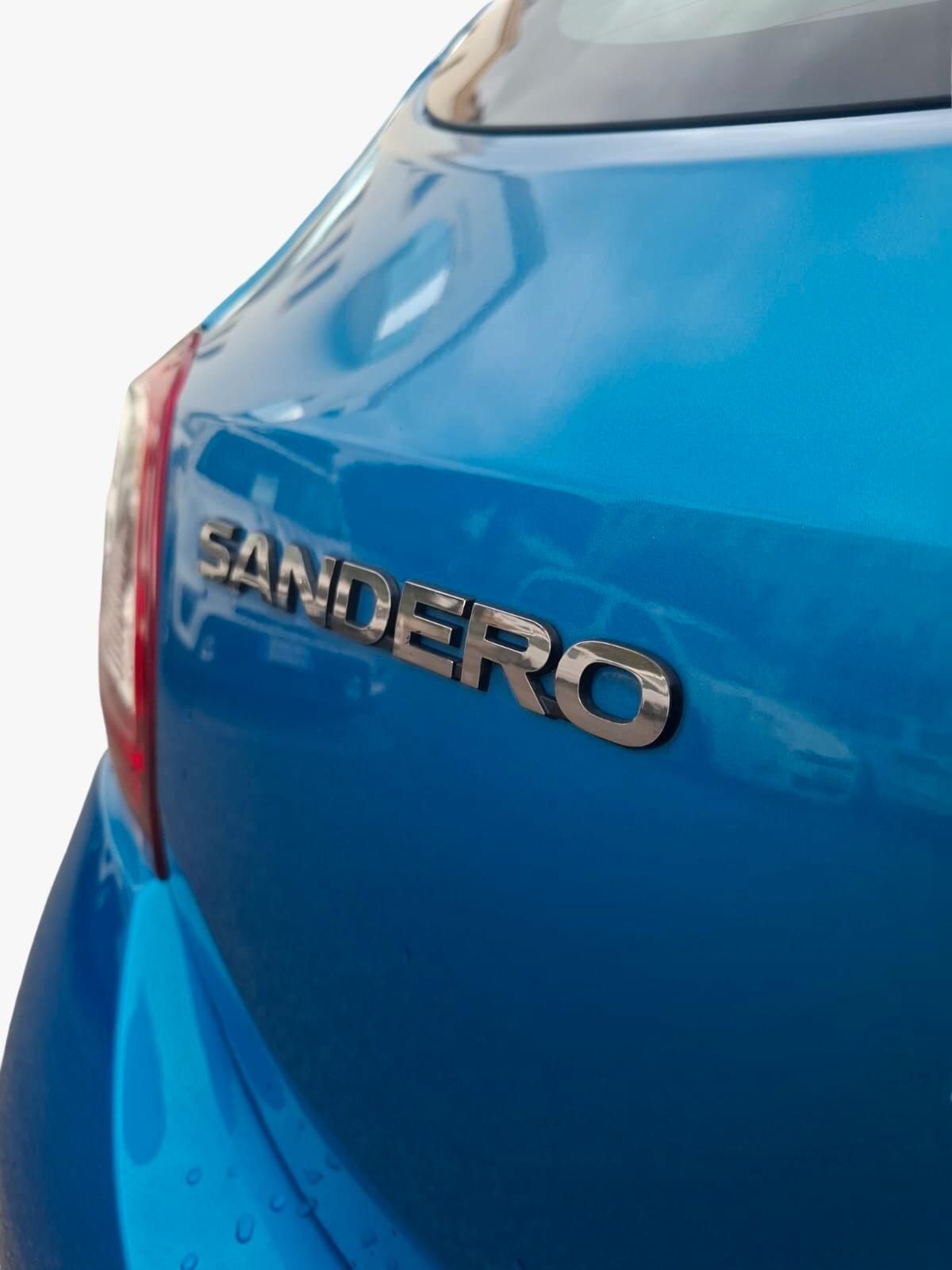 Dacia Sandero Stepway 900 TCe 90CV Lauréate - 2014