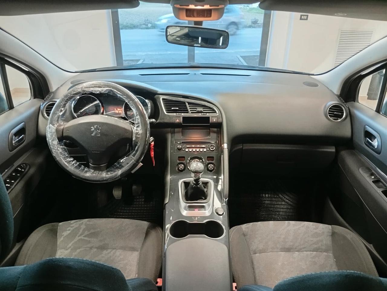 Peugeot 3008 1.6 HDi 110CV Business