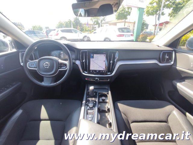 VOLVO V60 B4 (d) Geartronic Momentum Business Pro