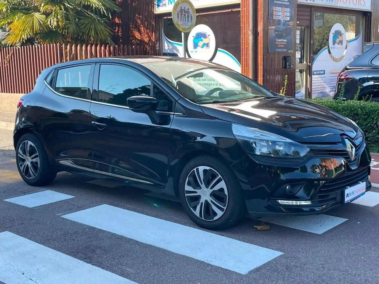 Renault Clio 1.2 75 CV 5 porte