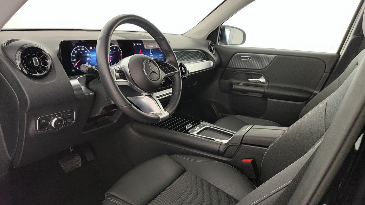Mercedes-Benz GLB 180 d Advanced auto