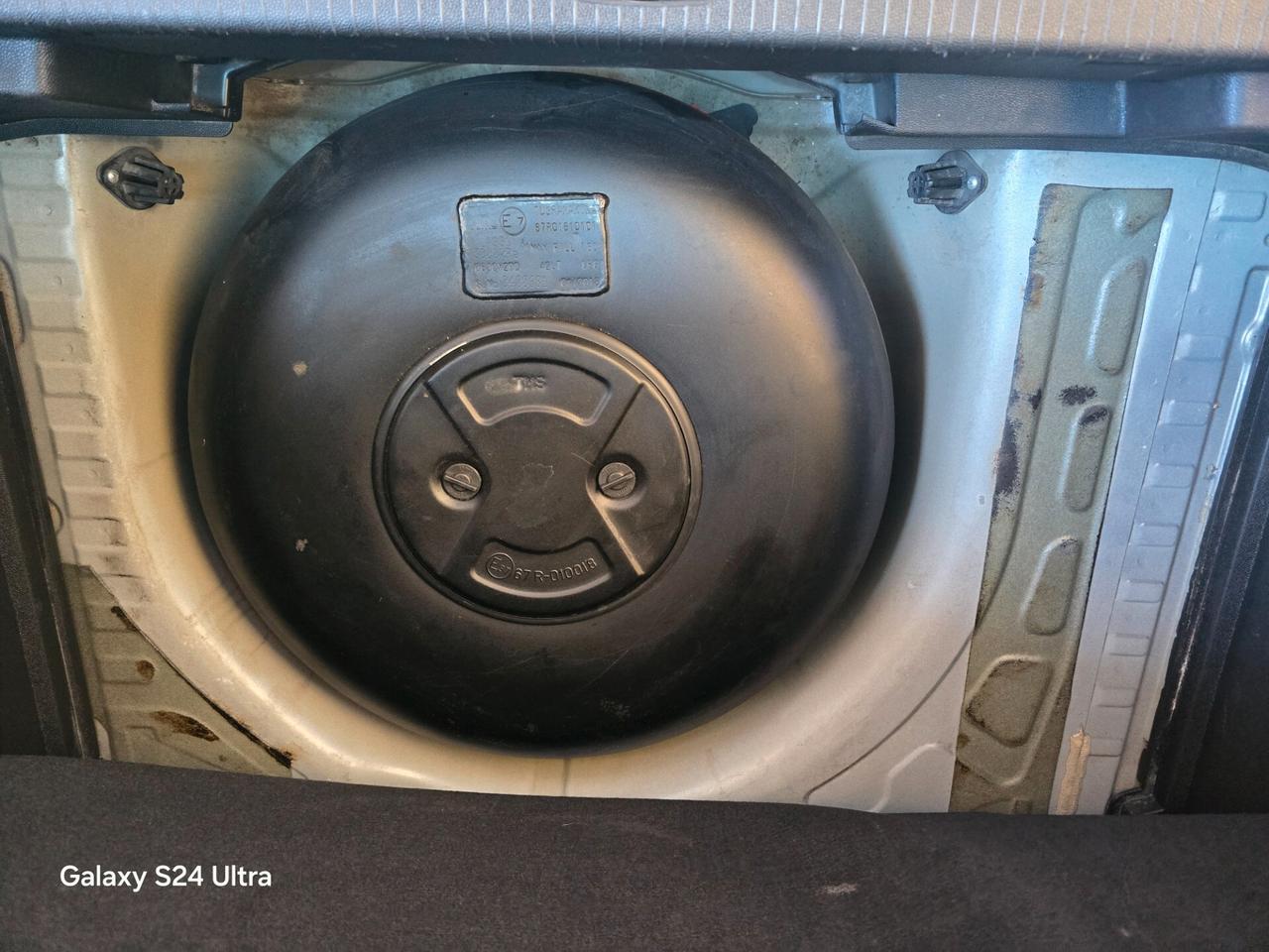 Opel Corsa 1.2 Coupé b-Color