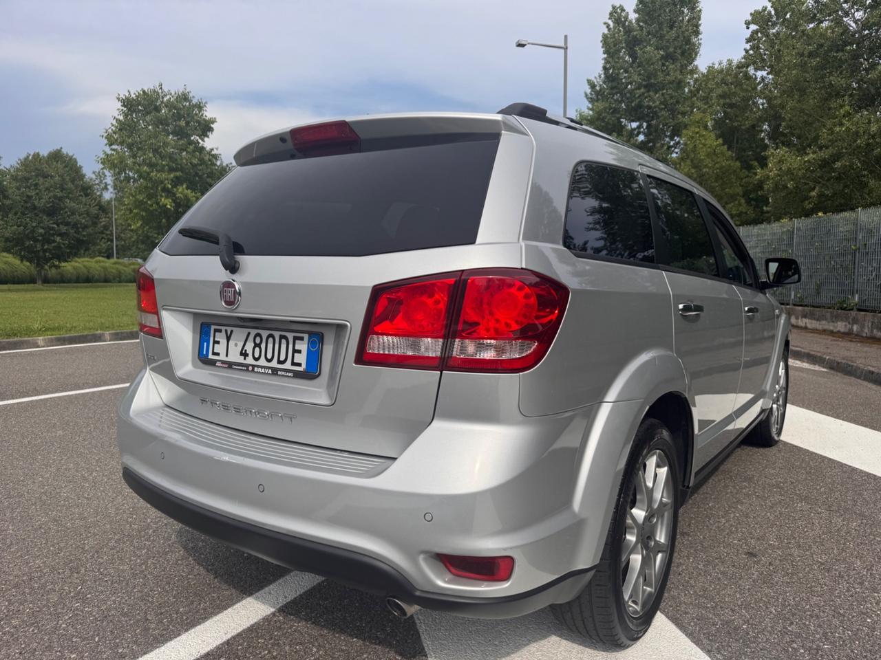 Fiat Freemont 2.0 diesel, 7 posti, automatico, 165.000 km, anno 2015