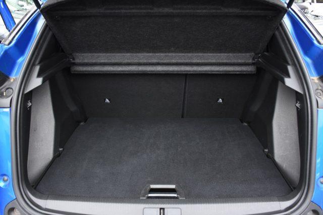 PEUGEOT 2008 BlueHDi 130 S&S EAT8 Allure