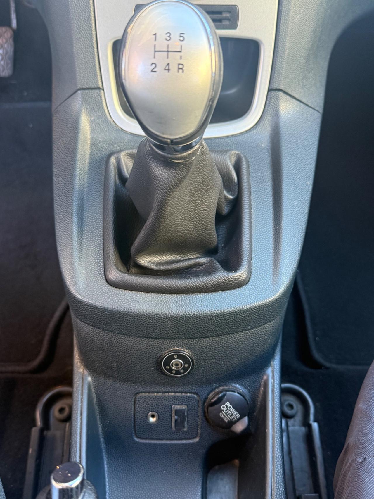 Ford Fiesta 1.4 5 porte Bz.- GPL Titanium